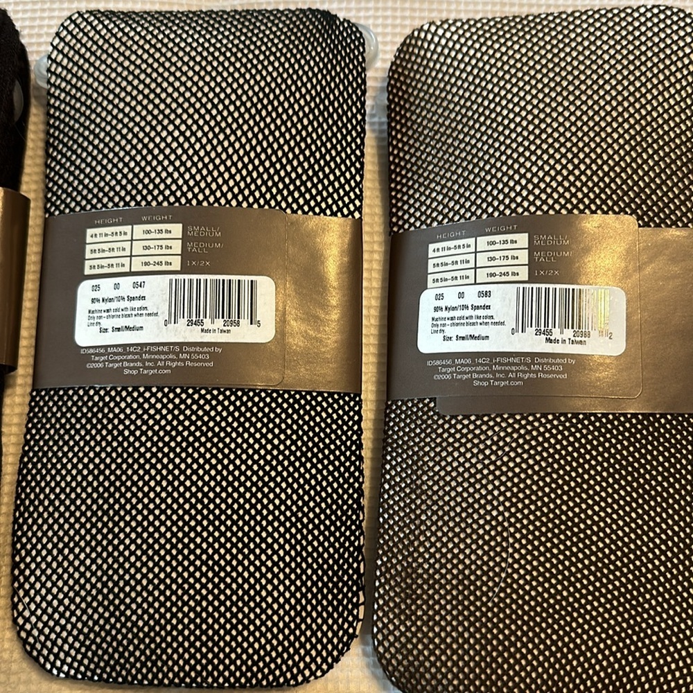 Woman’s Small Fishnets Tights and more size Small - Picture 8 of 12
